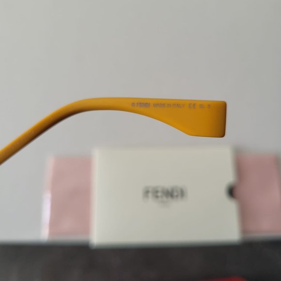 (SOLD) $259 *NEW* FENDI Gray Shield Ladies Sunglasses - Picture 12 of 16